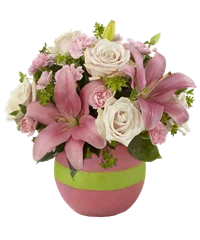 Composizione elegante di fiori freschi